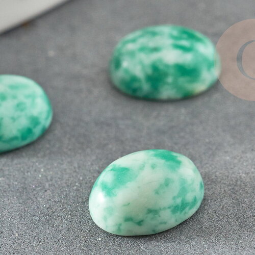 Cabochon jaspe blanc vert,cabochon rond,jaspe naturelle, cabochon pierre, 8x10mm, x1 (g2450)