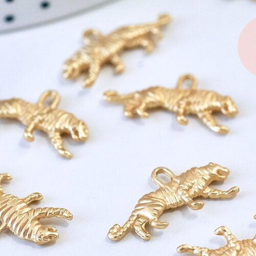 Breloque tigre zamac doré 18k, breloque félin sans nickel,création bijoux,pendentif panthère ,16mm x2 g5661