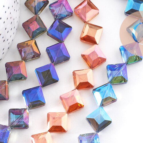 Perle verre losange irisé facetté 17mm, perles carrée, perles verre pour création bijoux,fil de 35 perles, x1 (g6064)