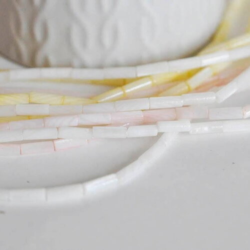 Perles tube coquillage, perle nacre, perle tube, coquillage naturel,9mm, le fil de 38cm, x1 (g5416)