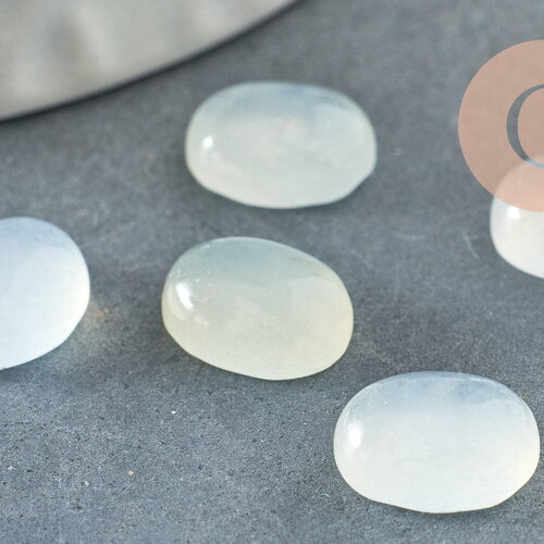 Cabochon ovale jade blanc naturel 10x8mm, x1 (g9512)