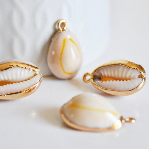 Pendentif coquillage naturel doré, pendentif doré, coquillage conch bijou, coquillage naturel, 23mm, x1 g0890