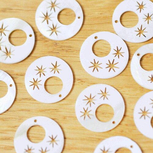 Pendentif rond nacre blanche étoile, pendentif coquillage, coquillage beige,coquillage naturel,création bijoux,18mm, x 2 g4170