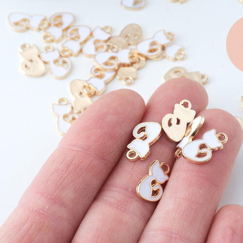Pendentif chat zamac doré émail blanc 12mm, x5 (g6100)
