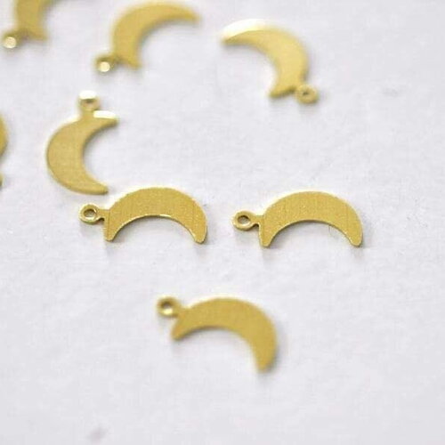 Breloque lune laiton brut 11mm, creation bijoux laiton brut sans nickel, x10 g4402