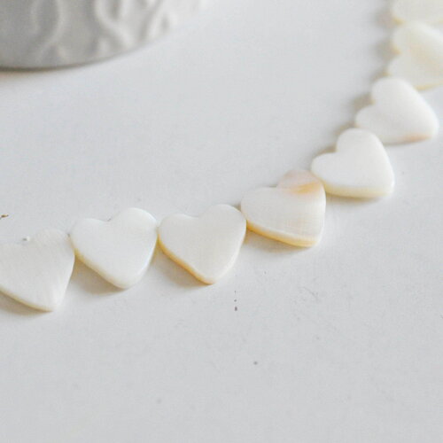 Perles coeur nacre blanche naturelle 13mm, x5 (g1073)