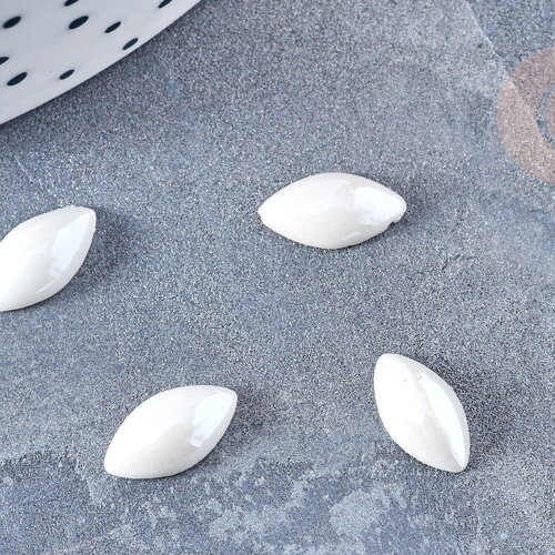 Cabochon ovale verre irisé blanc 6x12mm, x10 (g8706)