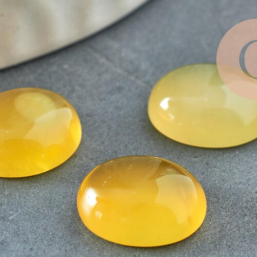 Cabochon ovale jade naturel teinté jaune 12x10mm, x1 (g9514)