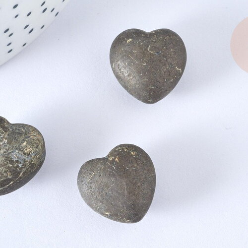 Cœur décoratif pyrite naturelle lithothérapie 20mm, x1 (g7171)