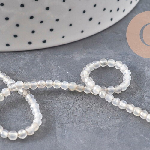 Perles agate naturelle grise facettées 3mm, x1 fil de 38cm (g11095)
