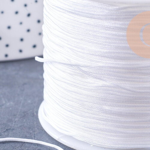 Cordon blanc tressé polyester 0.8mm, x1 mètre (g10671)