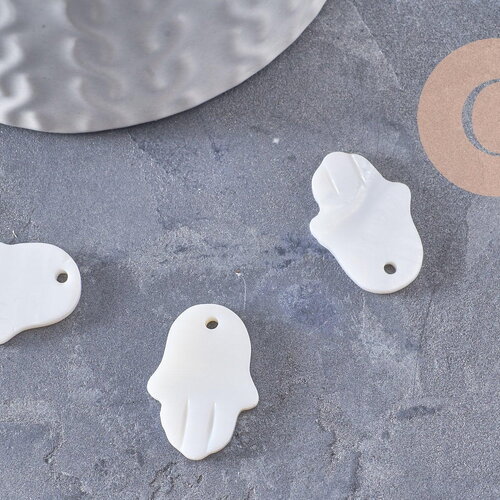 Pendentif main hamsa nacre blanche naturelle 20mm, x1 (g9933)