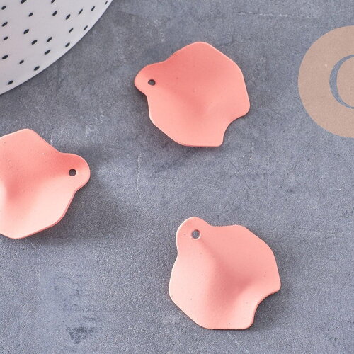 Pendentif pétale feuille fer rose corail 26,5mm,perle pétale fleur, x1 (g7083)