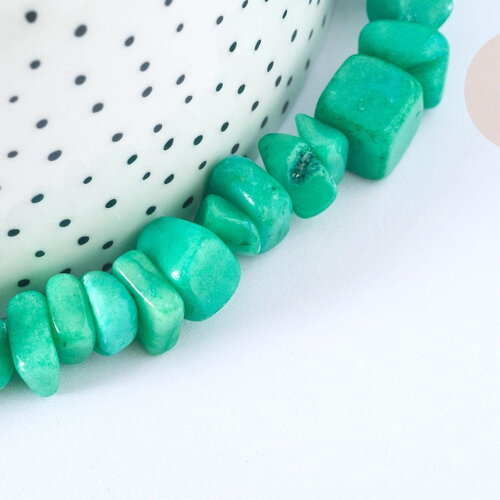 Perle jade vert teinté nugget 8-18mm, pierre naturelle pour bijoux diy, le fil de 83cm (g7069)