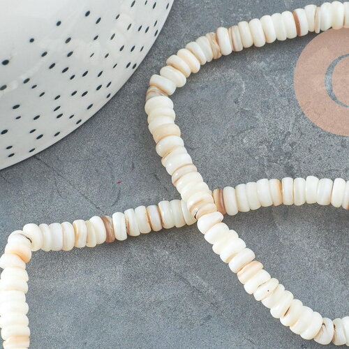 Perles coquillage blanc naturel heishi 5-6mm, fil de 40cm x1 (g1814)