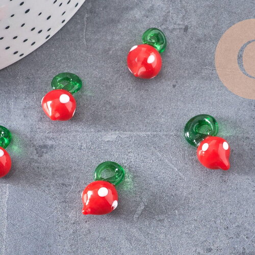 Pendentif fraise fruit rouge verre artisanal tchèque 25mm, x5 (g1985)