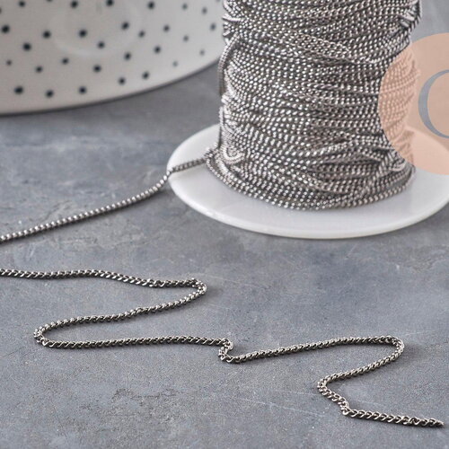 Chaine fine metalgun maille plate 1mm, chaine bijou, chaine noire, création bijoux, grossiste chaine, 5 metres (g0995)