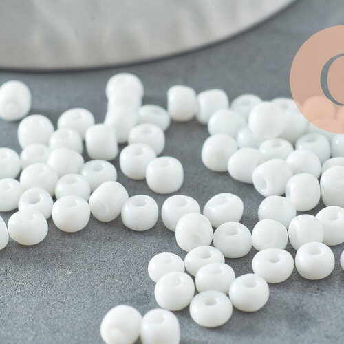 Grosses perles rocaille blanc 4mm, x 10gr (g3819)