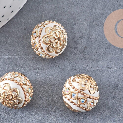 Perle indonesienne polymère blanc strass et zamac doré 19.5mm,création bijou ethnique exotique, x1 (g5907)