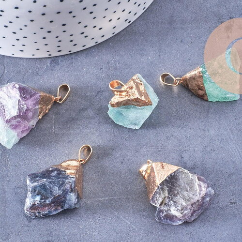 Pendentif fluorite naturelle brute fer doré 24-25mm, x1 (g2510)