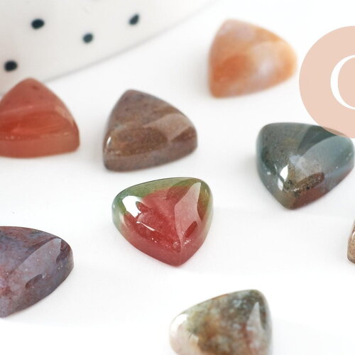 Cabochon triangle agate indienne naturelle 9,5-10mm, x1 (g7248)