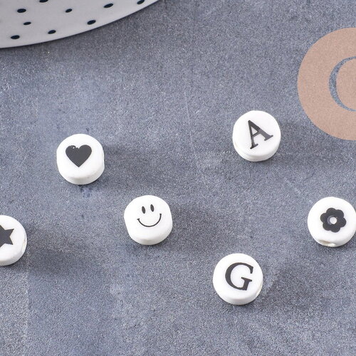 Perle porcelaine blanche lettre alphabet 8.5mm, x1 (g3461)