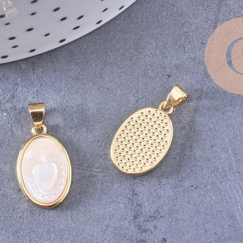 Pendentif médaille ovale coeur sacré ex-voto nacre naturelle laiton doré 20mm, x1 (g10624)