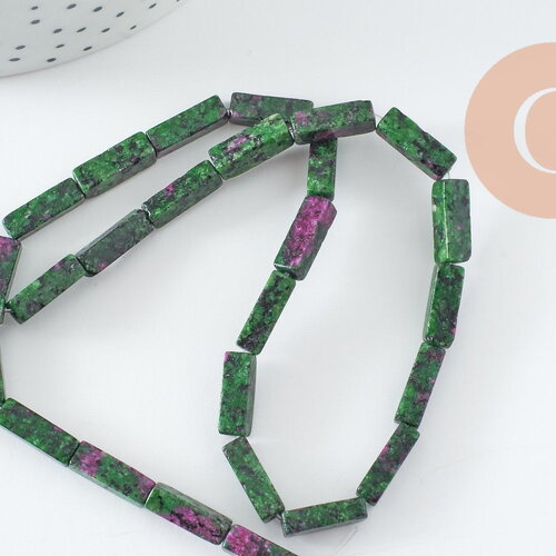 Perle rectangle rubis zoisite naturelle 13mm, x1 fil de 40cm (g1798)