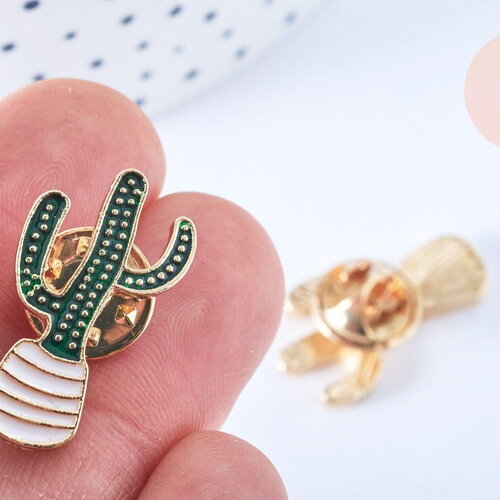 Broche pins cactus émail vert doré émail 25x14mm,broche dorée,décoration veste, x1 (g6620)