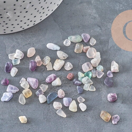 Sable chips pierre fluorite naturelle 5-10.5mm non percé, x20gr (g3498)
