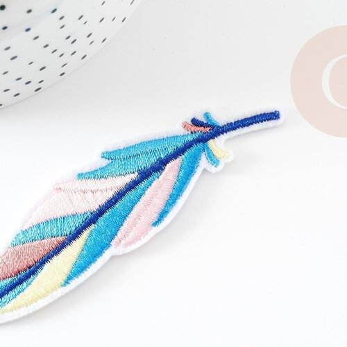 Ecusson à repasser plume multicolore,customisation vêtement, écusson thermocollant,patch brodé,écusson brodé,94mm, x1 g2862
