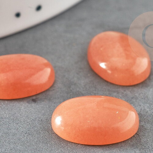 Cabochon ovale jade naturel corail 18 x13mm , x1 (g0988)