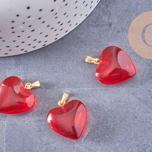 Pendentif coeur doré carats verre rouge transparent fer doré 22mm, x1 (g6207)