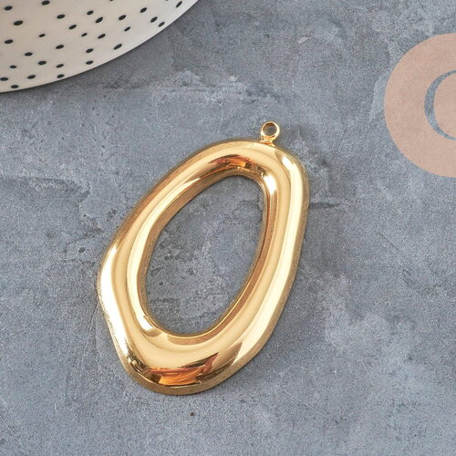 Pendentif ovale évidé acier 304 inoxydable doré texturé 58mm, x1 (g11268)