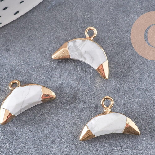 Pendentif croissant lune howlite naturelle doré 18mm, pendentif bijoux pierre naturelle x1 (g1206)
