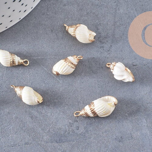 Pendentif coquillage blanc spirale fer doré 20mm, x2 (g0706)