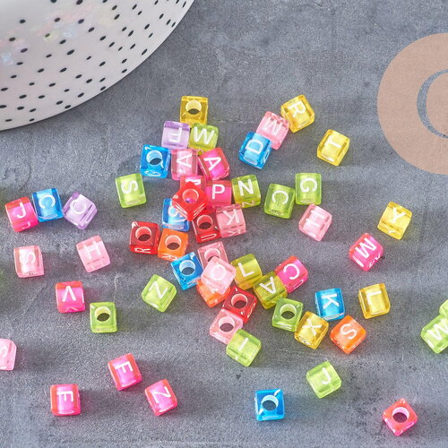 Perle carré lettre alphabet plastique multicolore translucide , 6mm, x10gr (g3068)