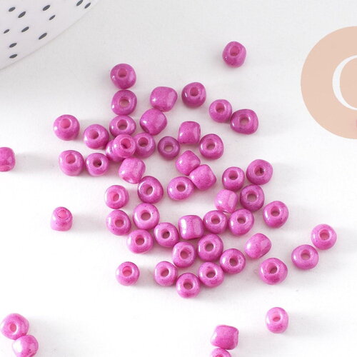 Grosses perles rocaille rose fuchsia 4mm,perles rocaille rose opaque, création bijoux , x10 gr (g3737)