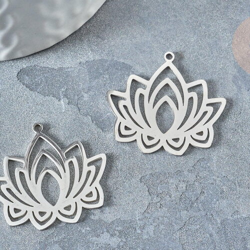 Pendentif fleur de lotus acier 201 inoxydable argenté 27mm, x1 (g7862)