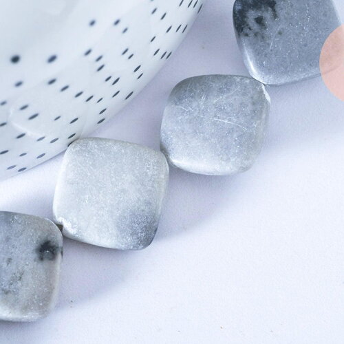 Perles jaspe gris losange, des perles en jaspe gris naturelle,18x21mm, x5 perles (g8382)