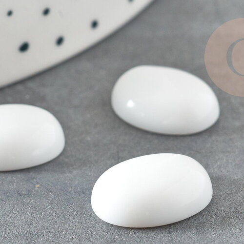 Cabochon ovale verre blanc imitation porcelaine 16x12mm, x1 (g2821)