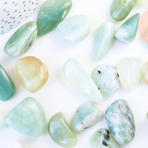 Pierre jade naturel roulé 15-32mm, pierre naturelle, litotherapie, sodalite naturelle, x20gr (g5783)