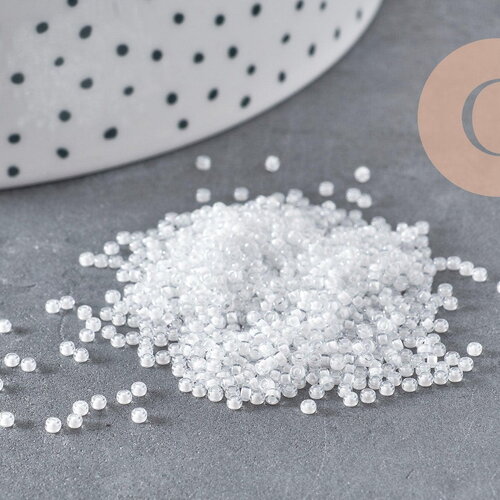 Perles rocailles miyuki blanc nacré, perles de rocaille japonaise white lined crystal 15/0, 1.5mm, sachet 10g (g3954)