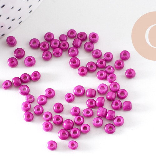 Grosses perles rocaille rose fuchsia peintes 4mm,perles rocaille rose opaque, perles verre, création bijoux, x 10gr (g3736)