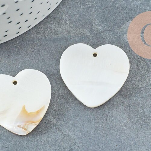 Pendentif cœur nacre blanche naturelle 30.5mm, x2 (g2373)