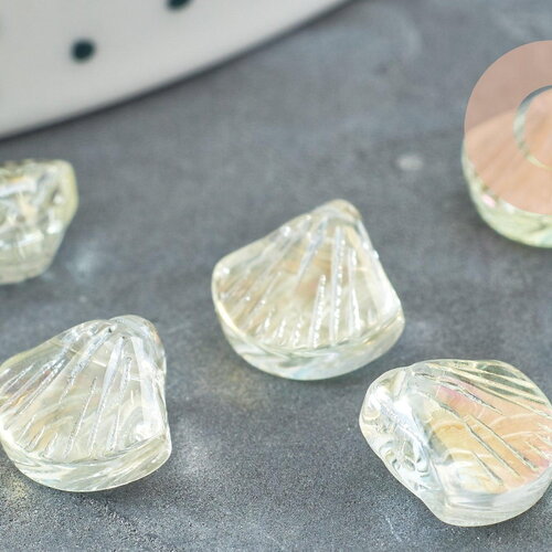 Perle coquillage verre tchèque transparent irisé 10.5mm, x10 (g4374)