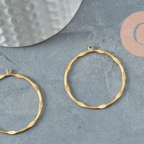 Pendentif rond laiton brut torsadé, une breloque laiton brut pour créations bijoux laiton,24mm, x2 (g3212)