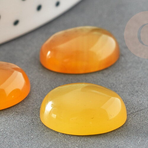 Cabochon ovale jade naturel jaune 16 x12mm, x1 (g2035)