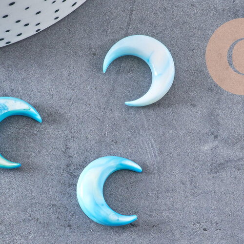 Lune nacre naturelle bleue, pendentif lune, coquillage naturel,non percé, création bijoux,pendentif nacre,18x19mm, x1 g0343
