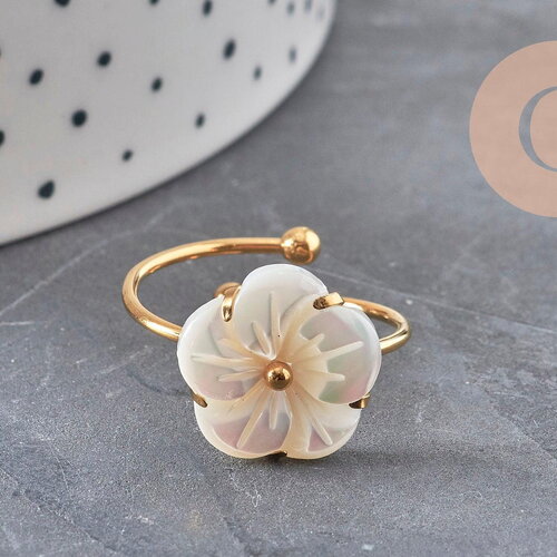 Bague réglable fleur nacre naturelle chaine acier inoxydable doré pvd, x1 (g11077)